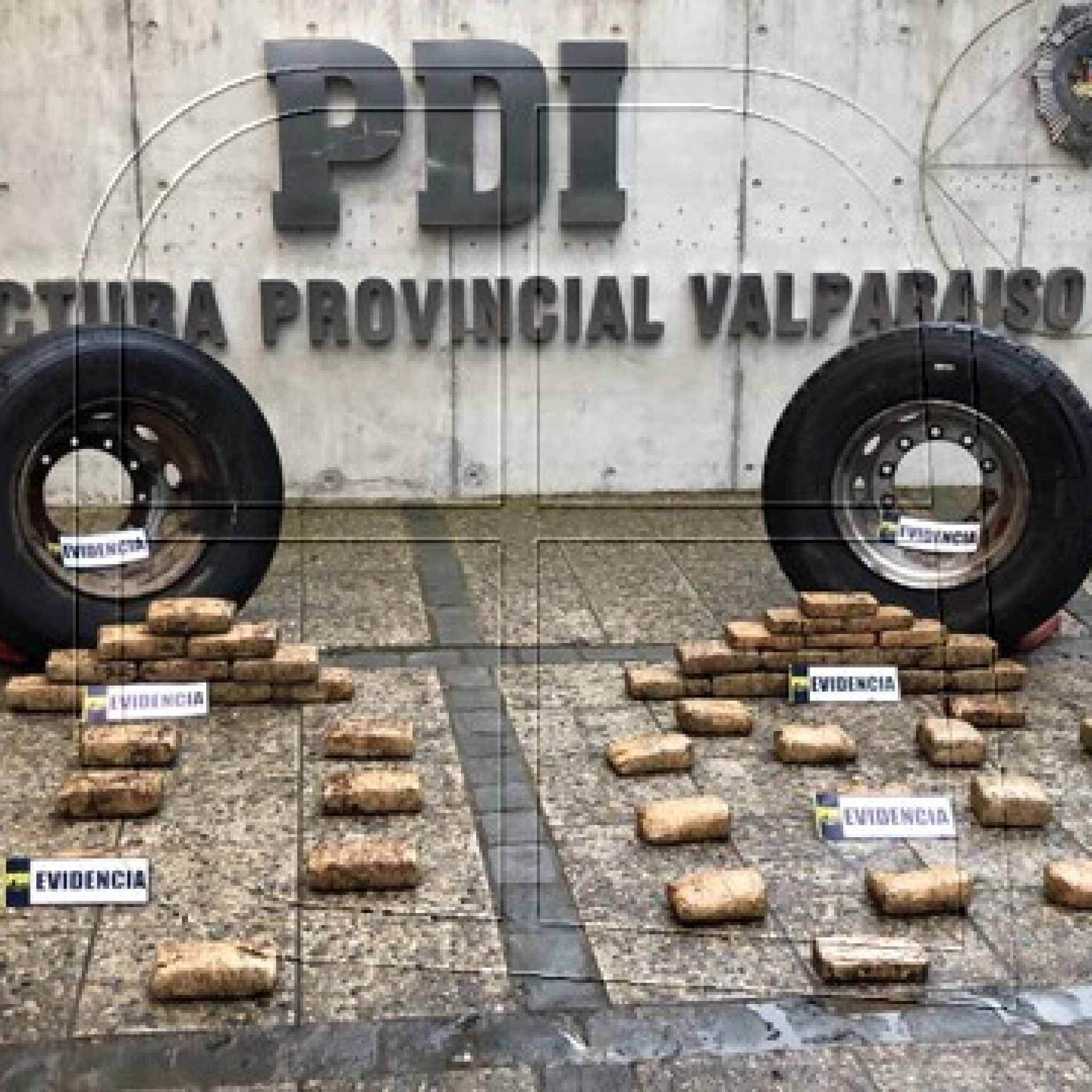 Valpara So Pdi Incauta M S De Kilos De Droga Oculta En Neum Ticos