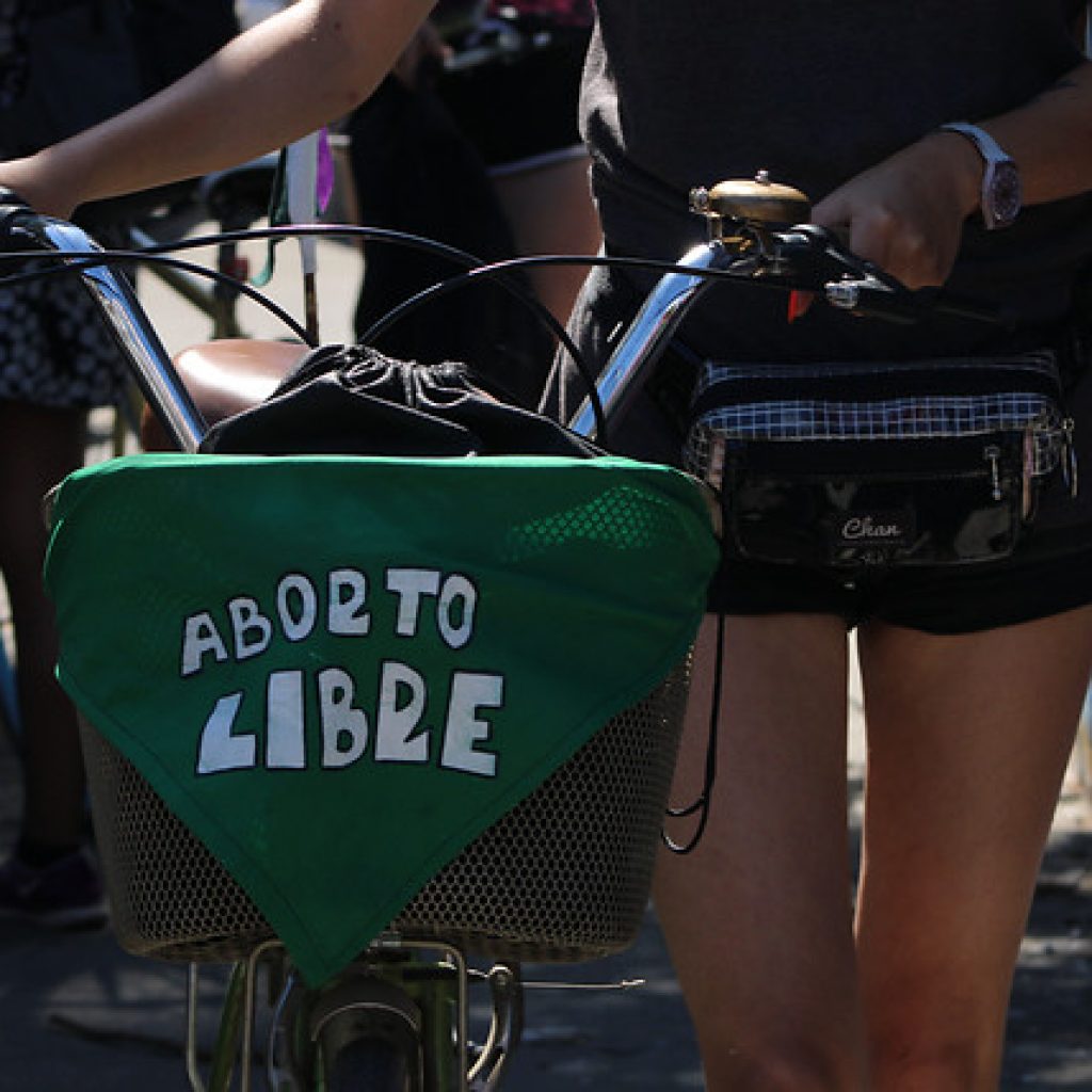 Argentina legaliza el aborto hasta las 14 semanas de embarazo