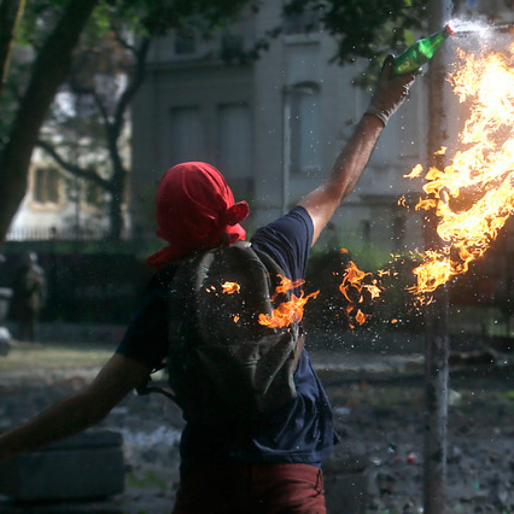 Dictan veredicto condenatorio por fabricación y lanzamiento de bomba molotov