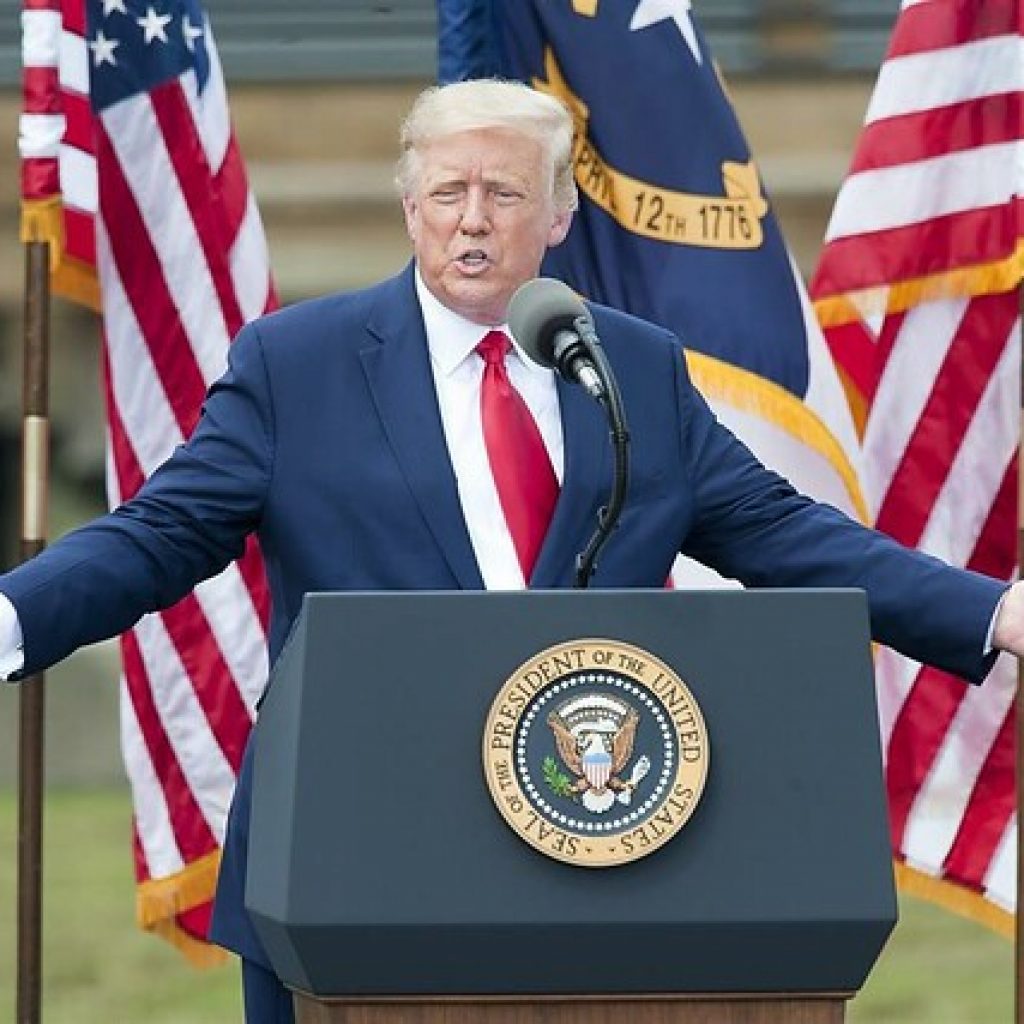 Trump vuelve a condenar la violencia ocurrida en el Capitolio