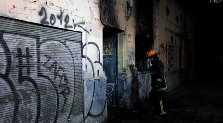 Dos mujeres fallecieron en incendio registrado en la comuna de Quinta Normal