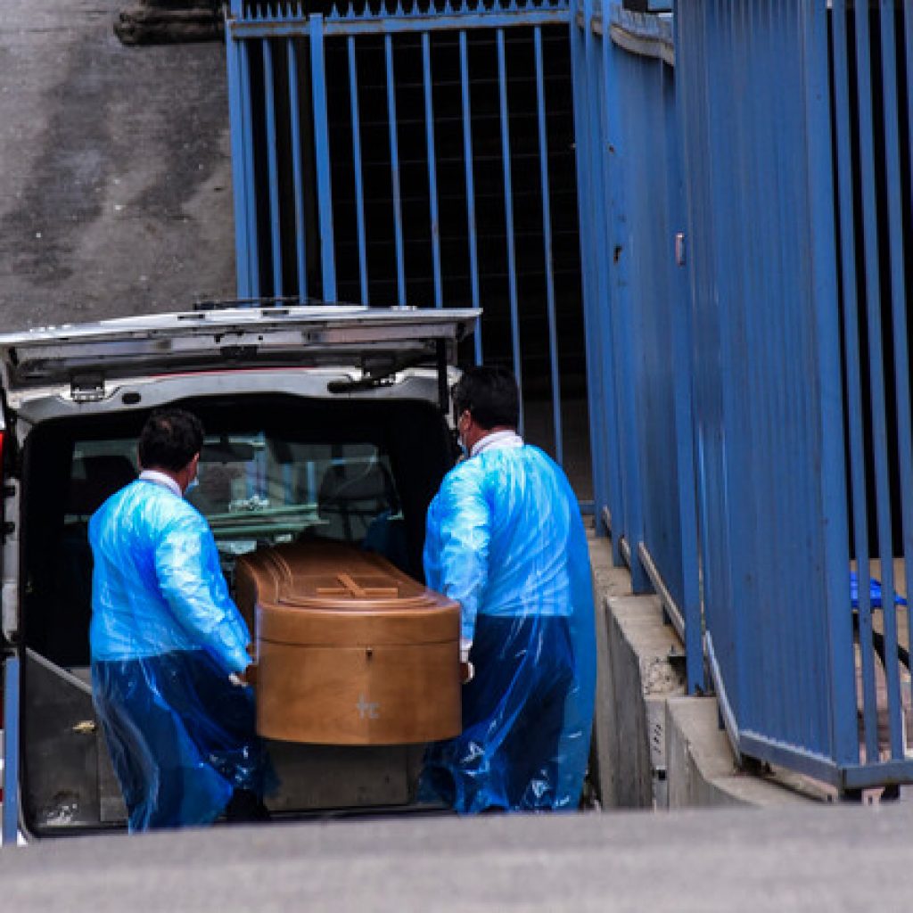 Brasil bate un nuevo récord de fallecidos por COVID-19