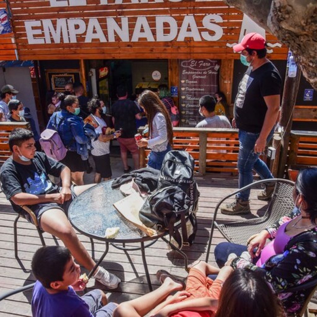 Piden revertir medida de cierre de restaurantes a las 20:00 horas