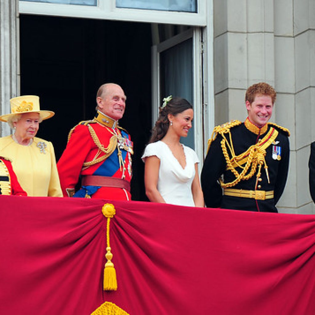 La reina de Inglaterra lamenta el "gran vacío" dejado por el duque de Edimburgo