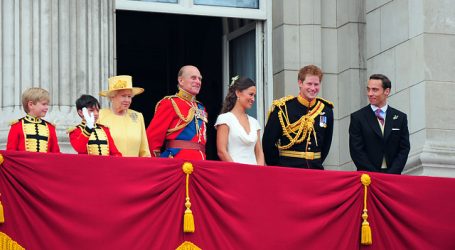 La reina de Inglaterra lamenta el “gran vacío” dejado por el duque de Edimburgo