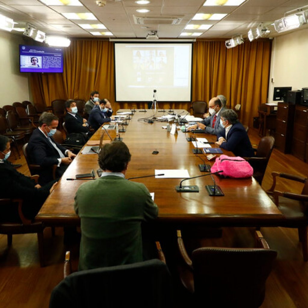 Sala de la Cámara debatirá proyecto sobre impuesto a los "súper ricos"