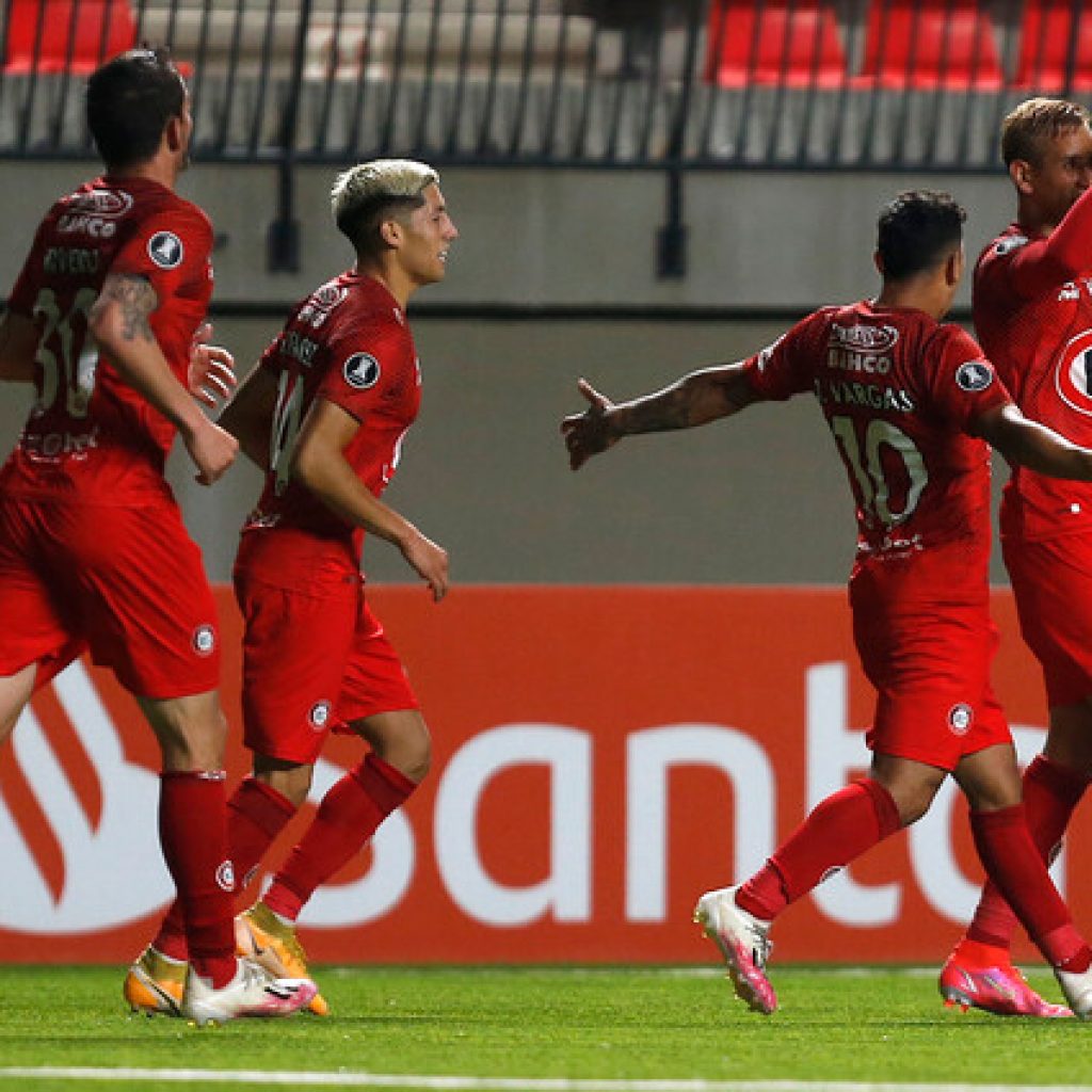 Libertadores: U. La Calera hizo su debut histórico con un empate ante LDU-Quito