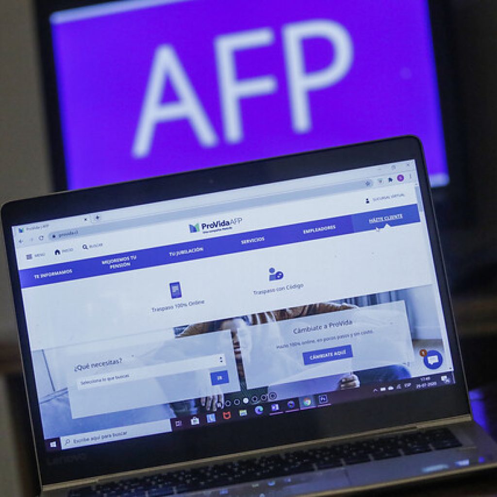 Instruyen a las AFP plazos para implementar entrega de bono de hasta $200 mil