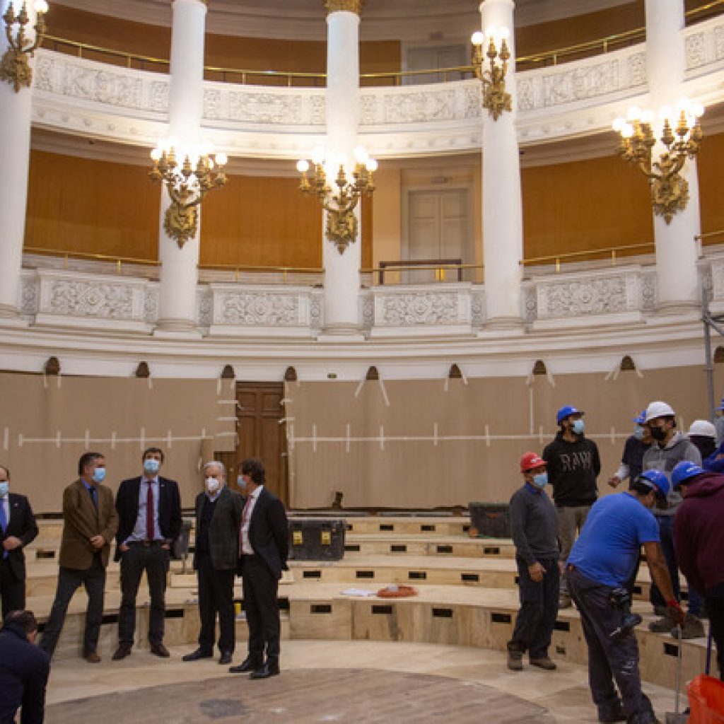 Recorren obras de habilitación del Congreso en Santiago para C. Constitucional