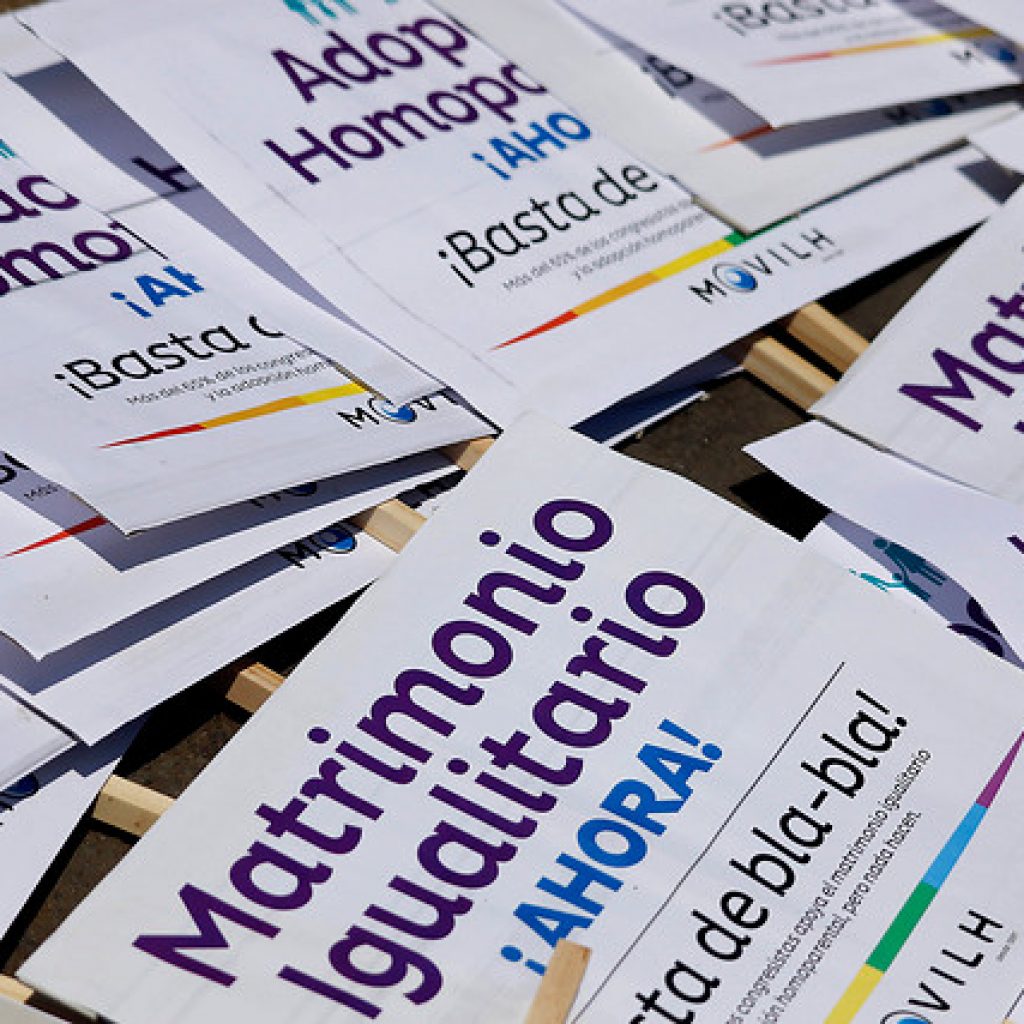 Comisión de Constitución posterga votación del matrimonio igualitario