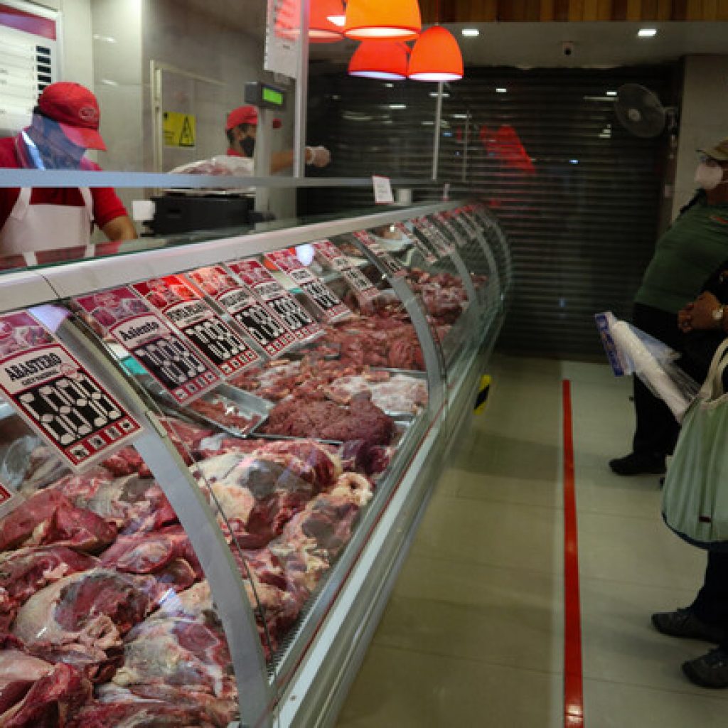 Argentina levantará la semana próxima la suspensión de exportar carne