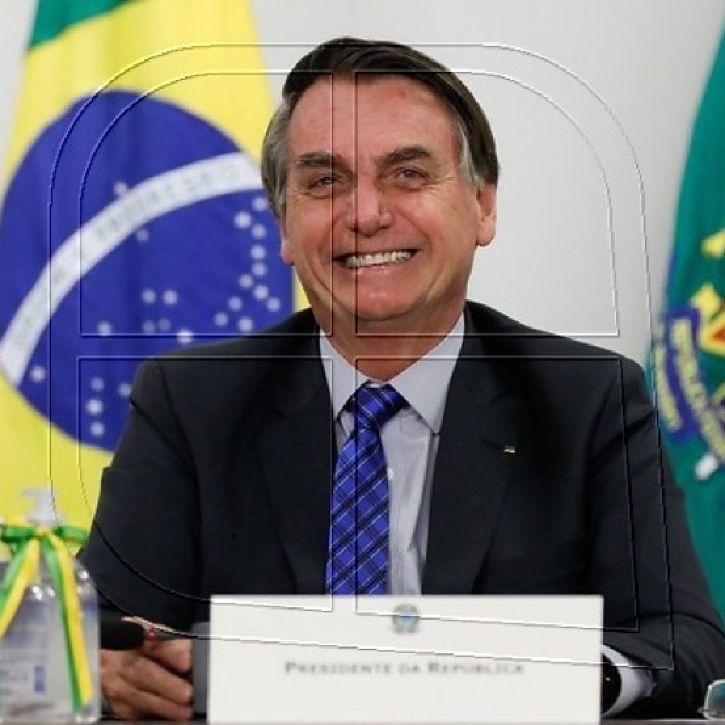 Bolsonaro "evoluciona satisfactoriamente" y podría recibir el alta este domingo