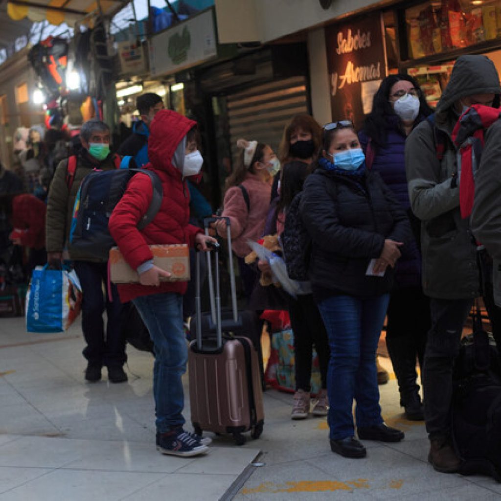 Más de 90 mil personas saldrán desde terminales este fin de semana largo