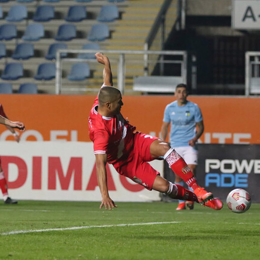 O'Higgins y Curicó Unido reparten puntos tras un 2-2 en Rancagua