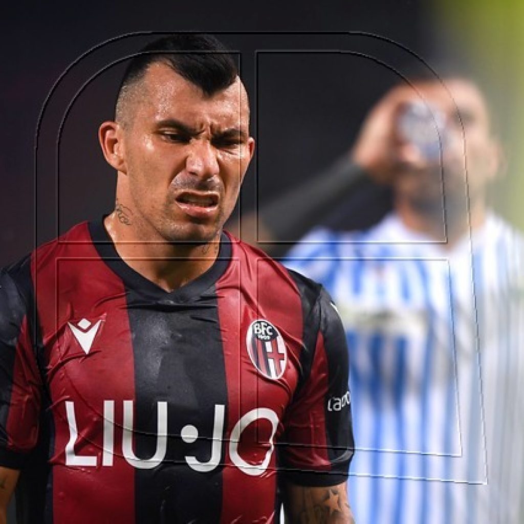 Gary Medel jugó amistoso Bologna-Liverpool y comete penal