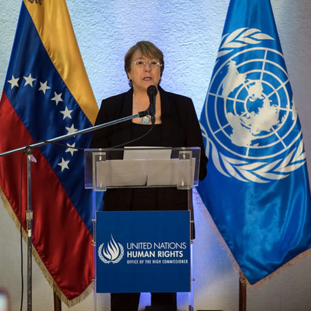 DD.HH: Bachelet denuncia que la práctica contradice las promesas de los talibán