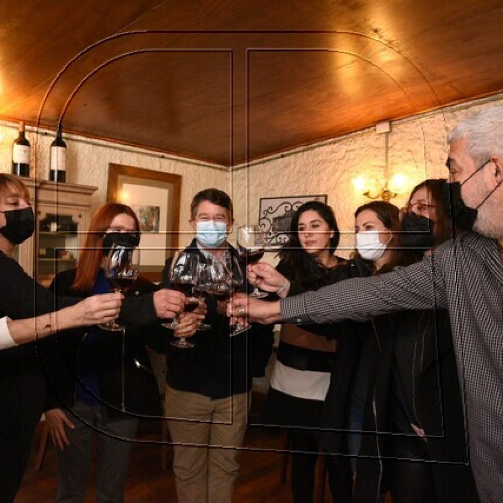 Orrego celebró el día del vino con emprendedoras del mundo de la enología