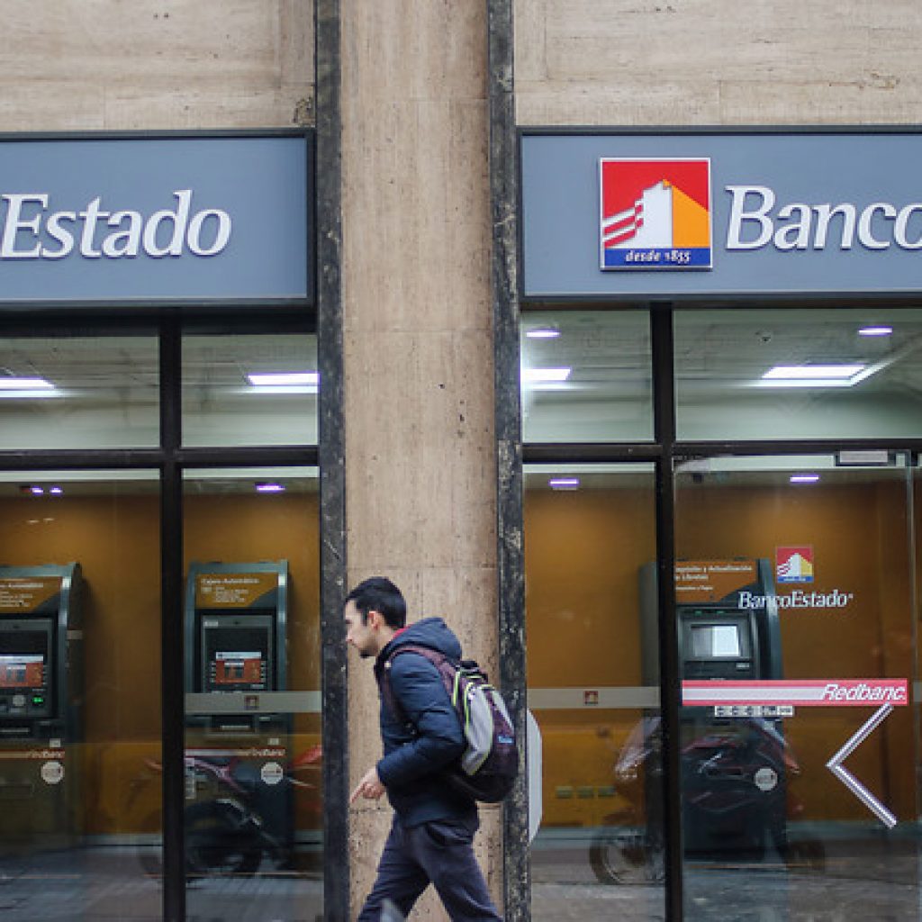 Reportan caída masiva de Transbank y problemas en BancoEstado