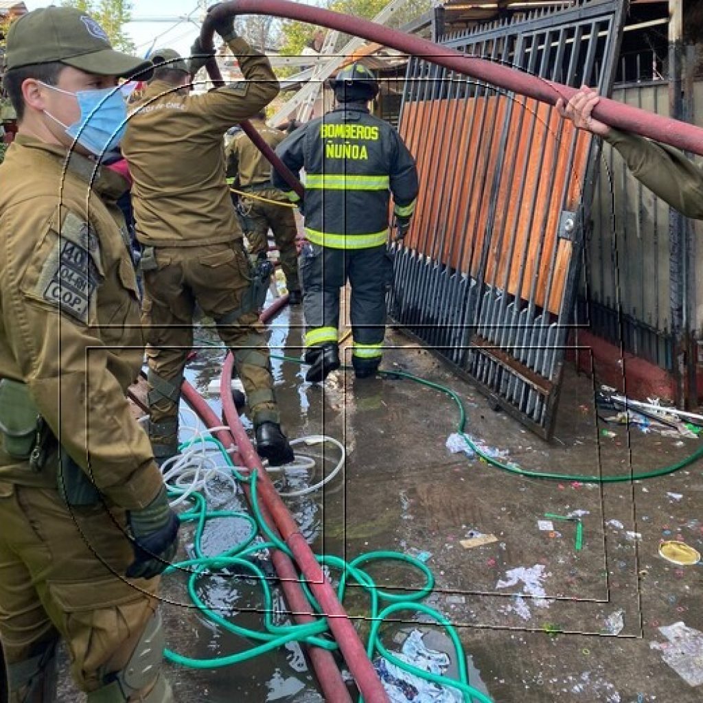 Incendio afectó a varias viviendas en Ñuñoa y dejó 15 damnificados