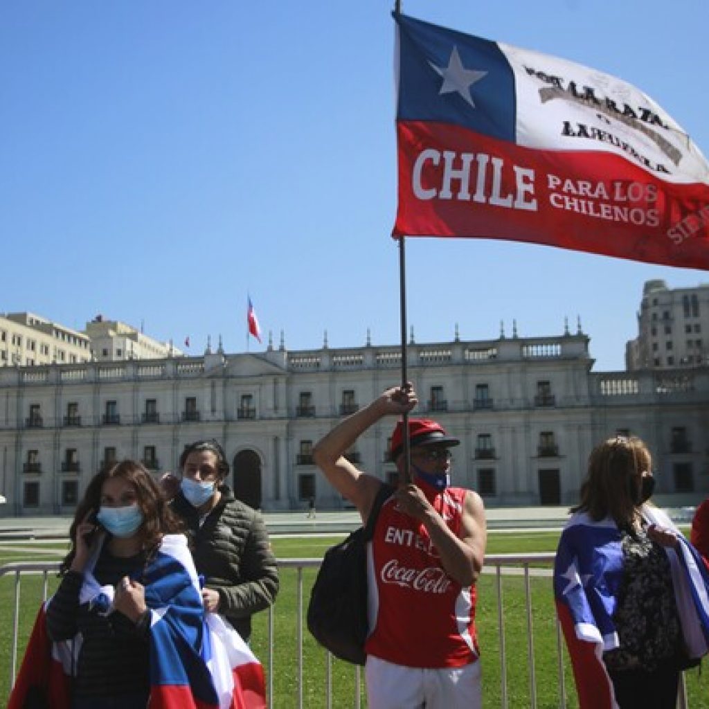 Marcha en Santiago contra la inmigración terminó con incidentes