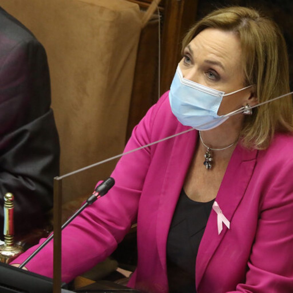 Senadora Goic: "Mi voto no está disponible para aprobar el cuarto retiro"