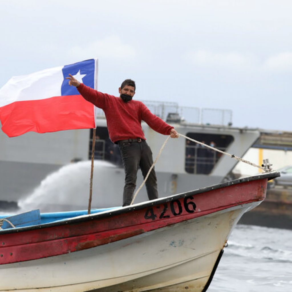 Rojas emplaza al delegado presidencial por conflicto de pescadores