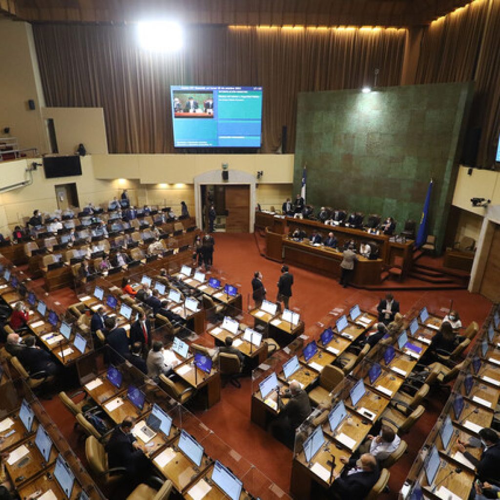 Comenzó interpelación al ministro Delgado en la Cámara de Diputados