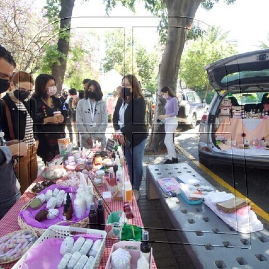 BancoEstado y Municipalidad de Ñuñoa inauguraron Feria CreceMujer