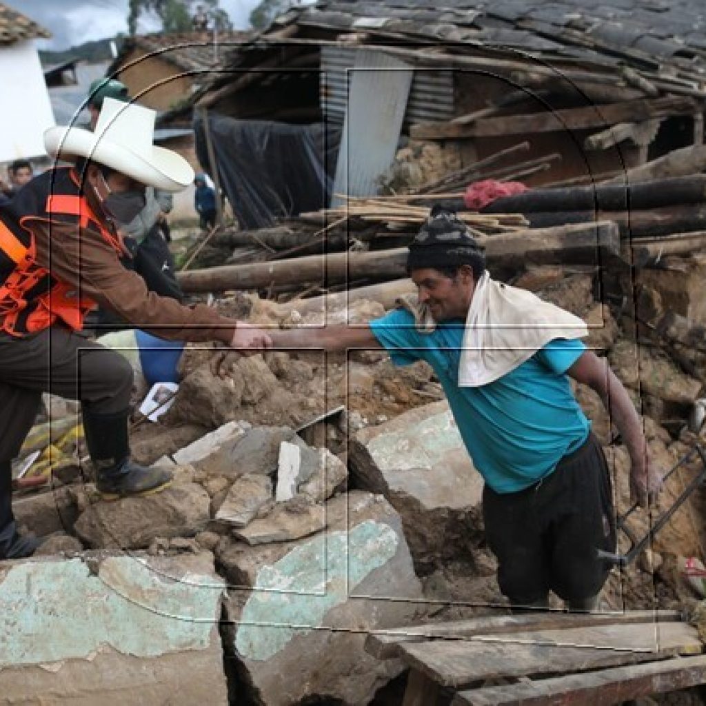 Perú considera declarar emergencia en lugares afectados por el terremoto