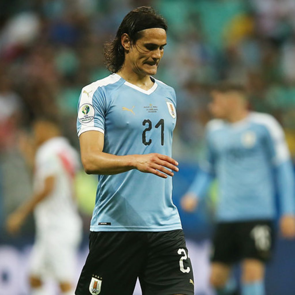 Cavani habría rechazado una oferta de Boca Juniors para jugar en el Barcelona