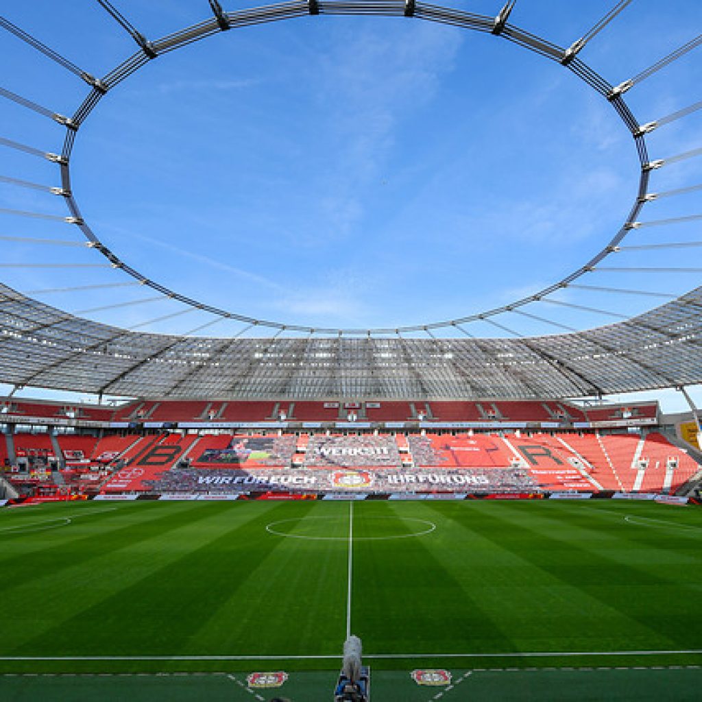 El aforo de estadios en Alemania se limita a 15.000 personas