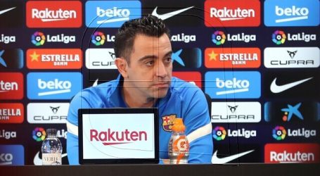 Xavi y traspié ante el Betis: “Se nos ha escapado por un error nuestro”