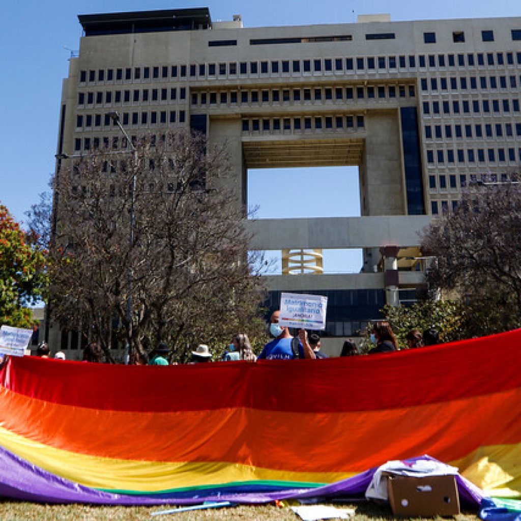 Comisión Mixta aprobó proyecto de matrimonio igualitario