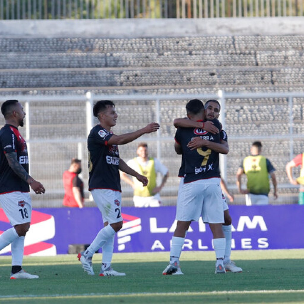 Ñublense goleó a domicilio a Palestino y clasifica a la Copa Sudamericana 2022