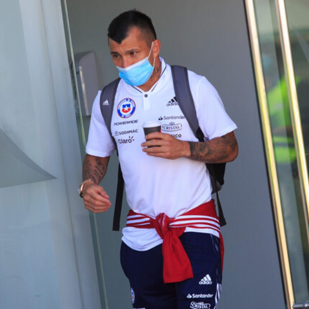 Bologna informó que Gary Medel dio positivo a Covid-19