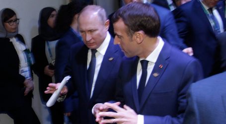 Ucrania: Macron defiende ante Putin la necesidad de un diálogo sobre seguridad