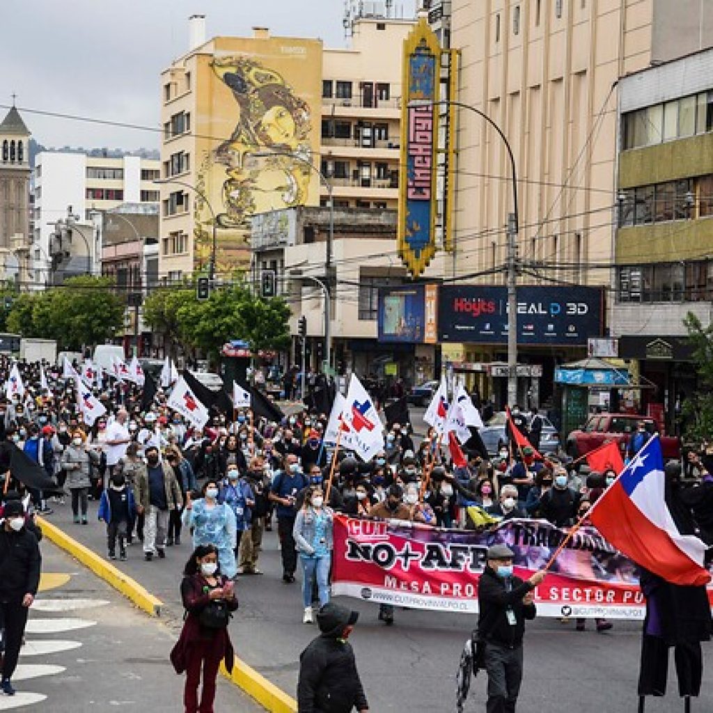 Denuncian suspensión de vacaciones y feriados legales a trabajadores de la salud