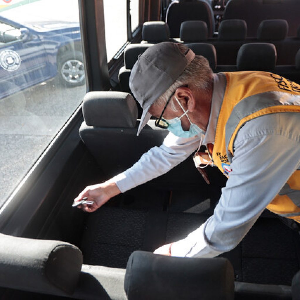 Entregan recomendaciones y protocolo sanitario que rige para transporte escolar