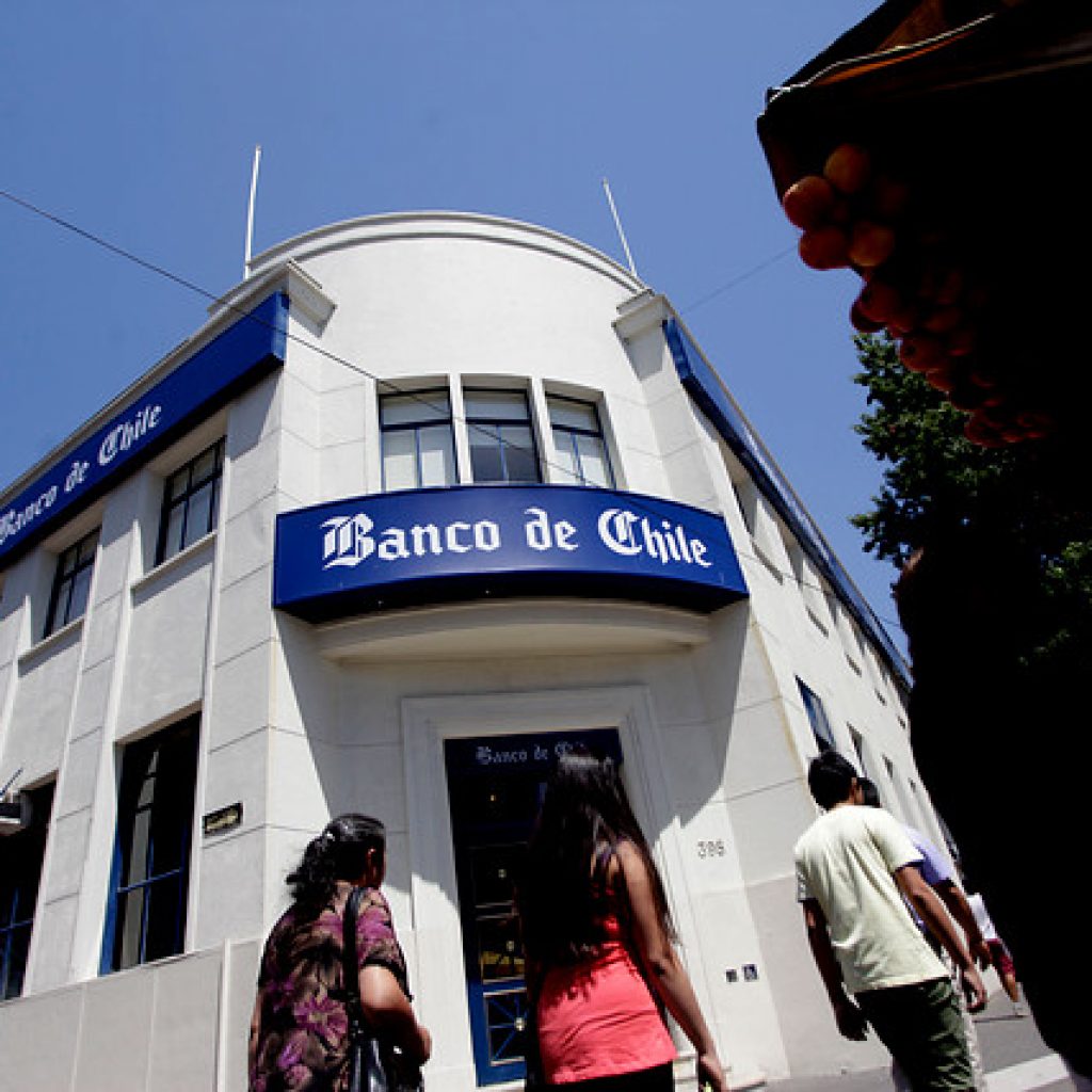 Banco de Chile se defendió tras demanda colectiva anunciada por el SERNAC