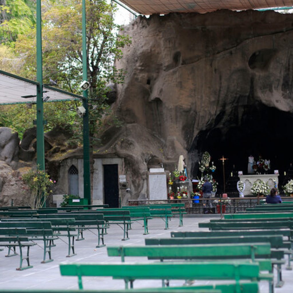 Arzobispado condena profanación en Santuario de Lourdes en Quinta Normal