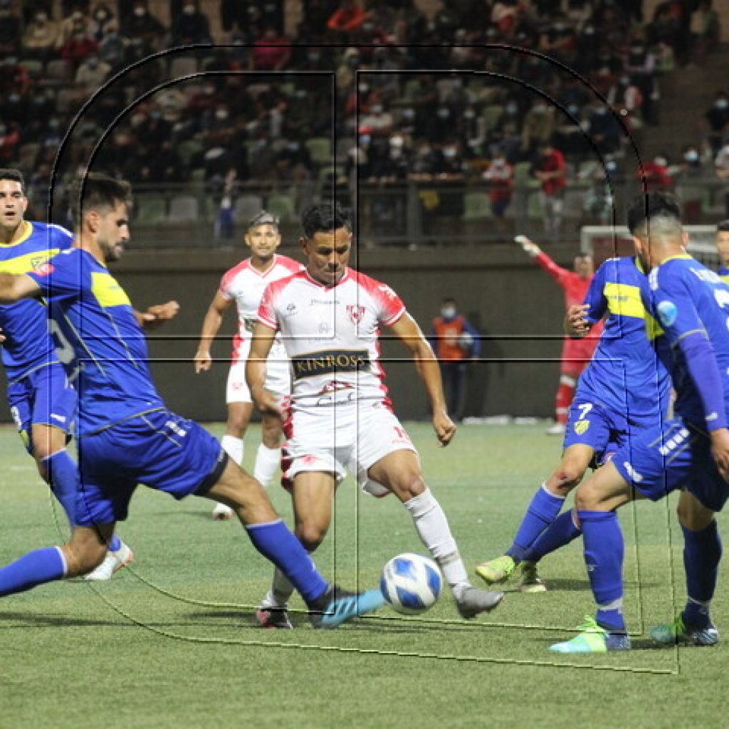 Primera B: Deportes Copiapó se estrenó con un empate en casa ante Barnechea