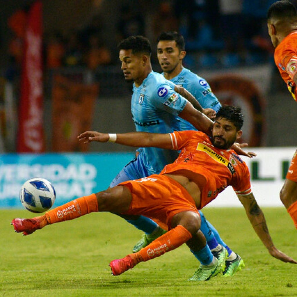 Primera B: Cobreloa cayó ante Deportes Iquique y no pudo meter presión arriba