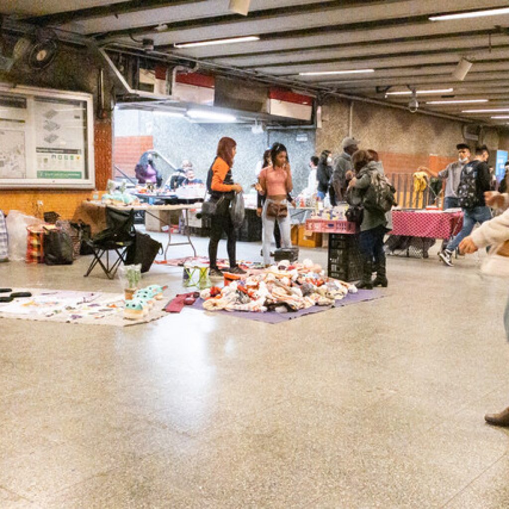 Nueve trabajadores de Metro heridos por agresión de vendedores ambulantes